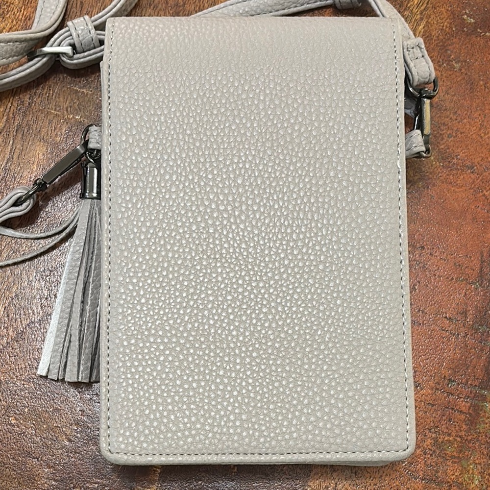 Just Must Small Bunny Crossbody Bag - Picture 3 of 11